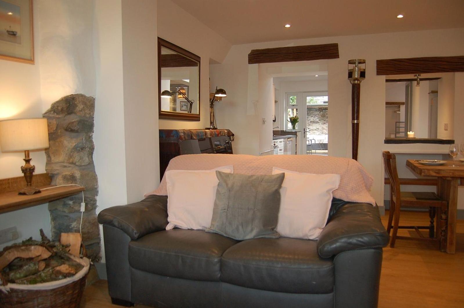 Ty Del - Beautiful Home In Tywyn Exterior foto